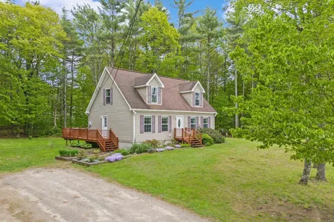 29 Tasker Shore Drive Northwood NH 03261