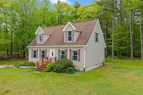 29 Tasker Shore Drive Northwood NH 03261