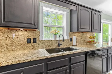 29 Tasker Shore Drive Northwood NH 03261