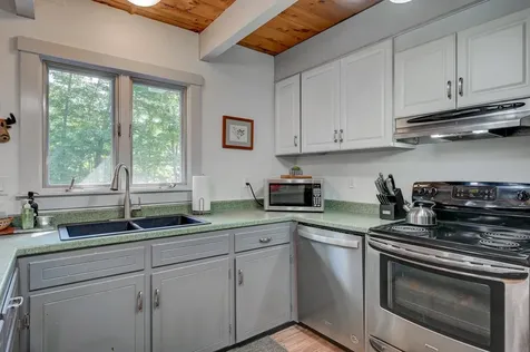 186 Ledgewood Road Conway NH 03860