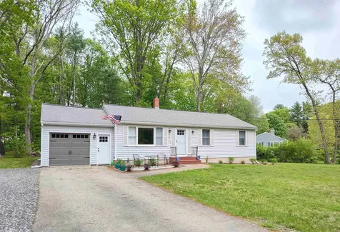 42 Pinewood Drive Somersworth NH 03878