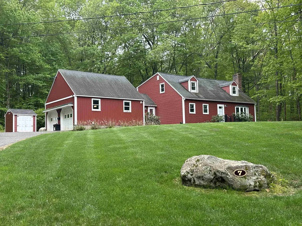 7 Juniper Ridge Road Exeter NH 03833