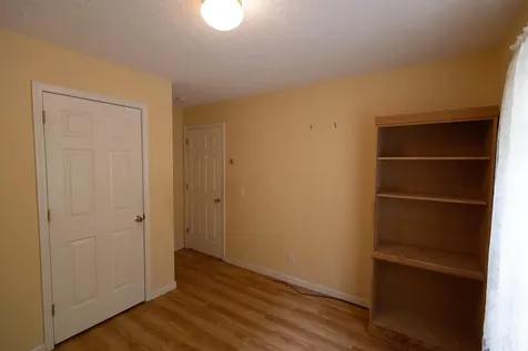 11 Henry Drive Effingham NH 03882-4406