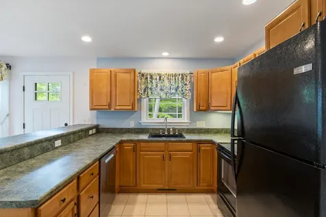 9 Rangeway Road Barnstead NH 03225