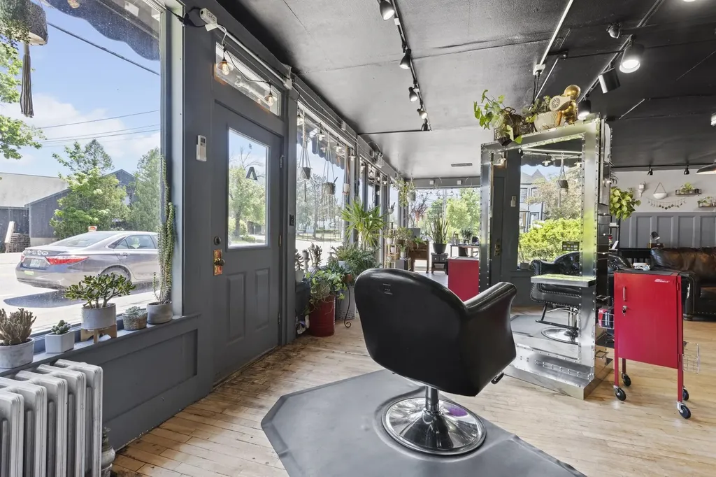 20 Washington Street Conway NH 03818-6042