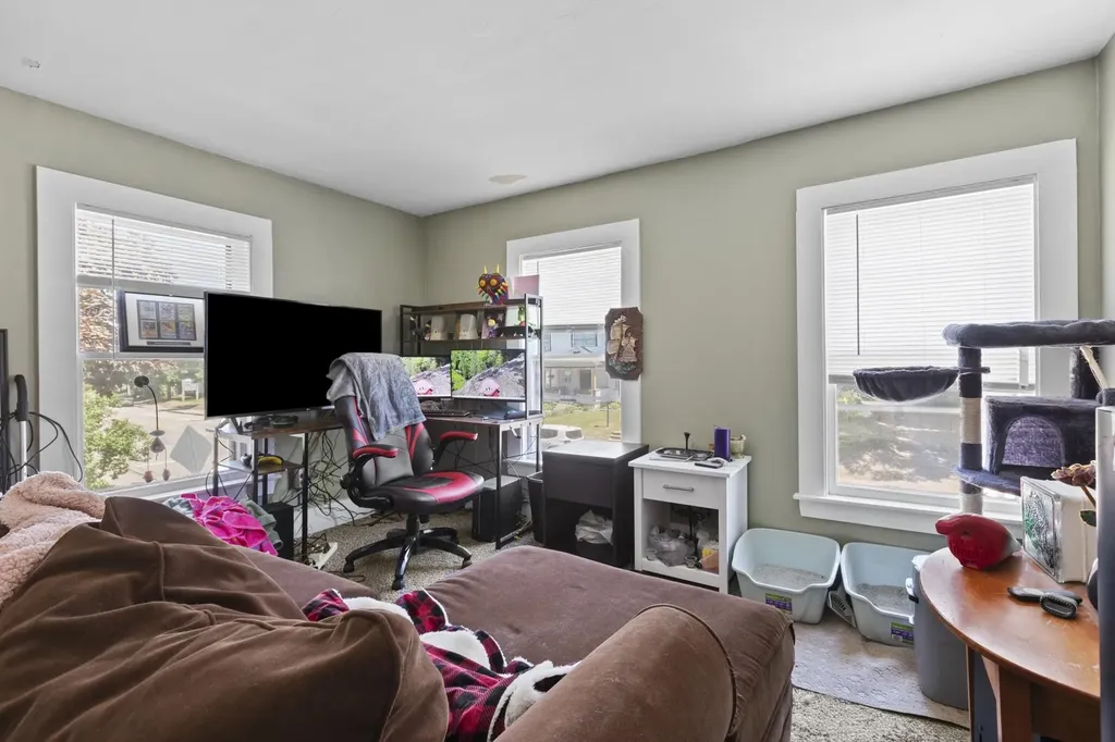 20 Washington Street Conway NH 03818-6042