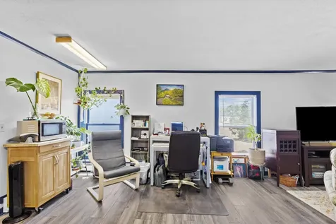 20 Washington Street Conway NH 03818-6042