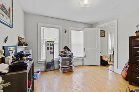 20 Washington Street Conway NH 03818-6042