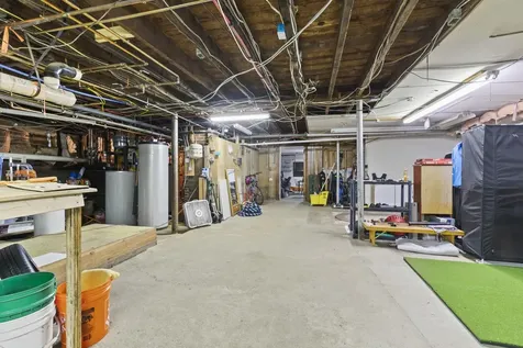 20 Washington Street Conway NH 03818-6042