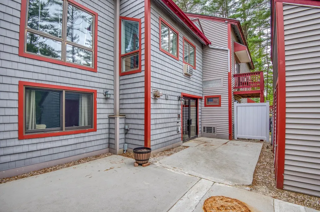 1n River Run Drive Bartlett NH 03812