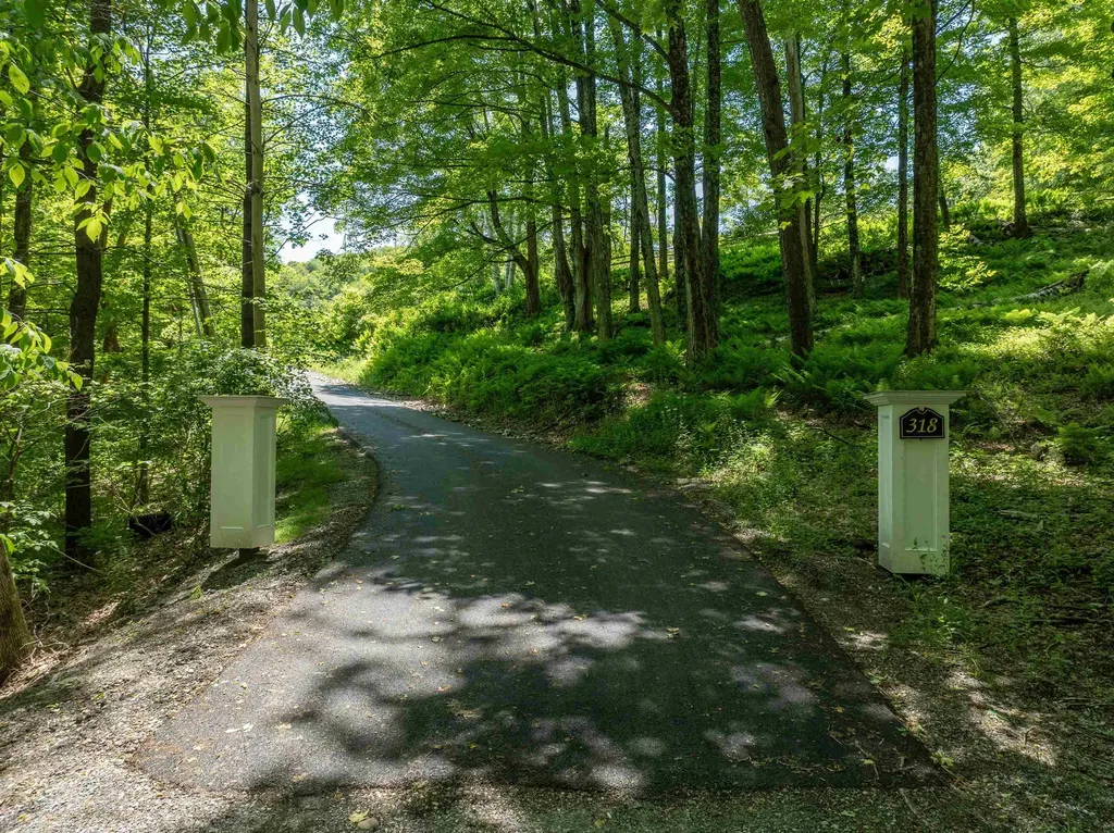 318 Spring Hill Lane Dorset VT 05251
