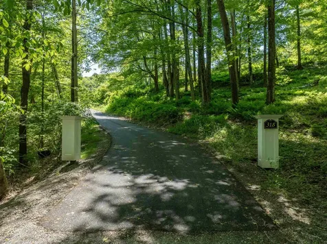 318 Spring Hill Lane Dorset VT 05251