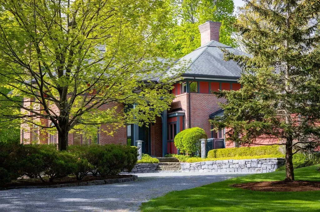 141 Pheasant Hill Road Shelburne VT 05482