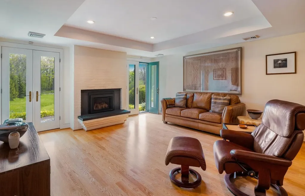 141 Pheasant Hill Road Shelburne VT 05482