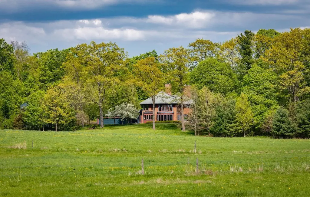 141 Pheasant Hill Road Shelburne VT 05482