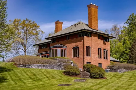 141 Pheasant Hill Road Shelburne VT 05482