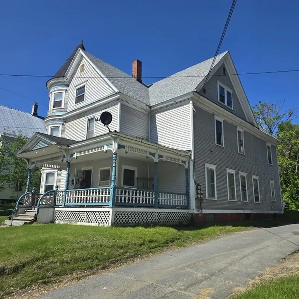 663 Railroad Street St. Johnsbury VT 05819