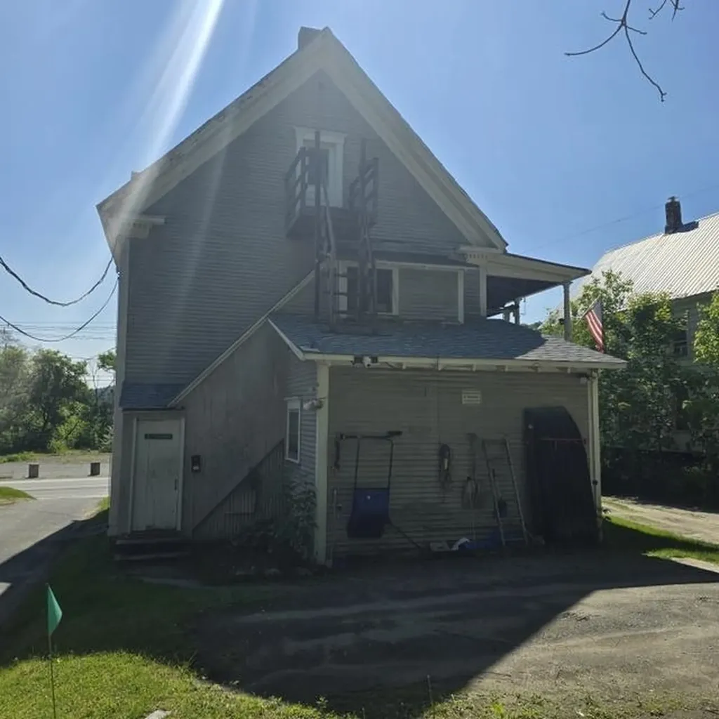 663 Railroad Street St. Johnsbury VT 05819