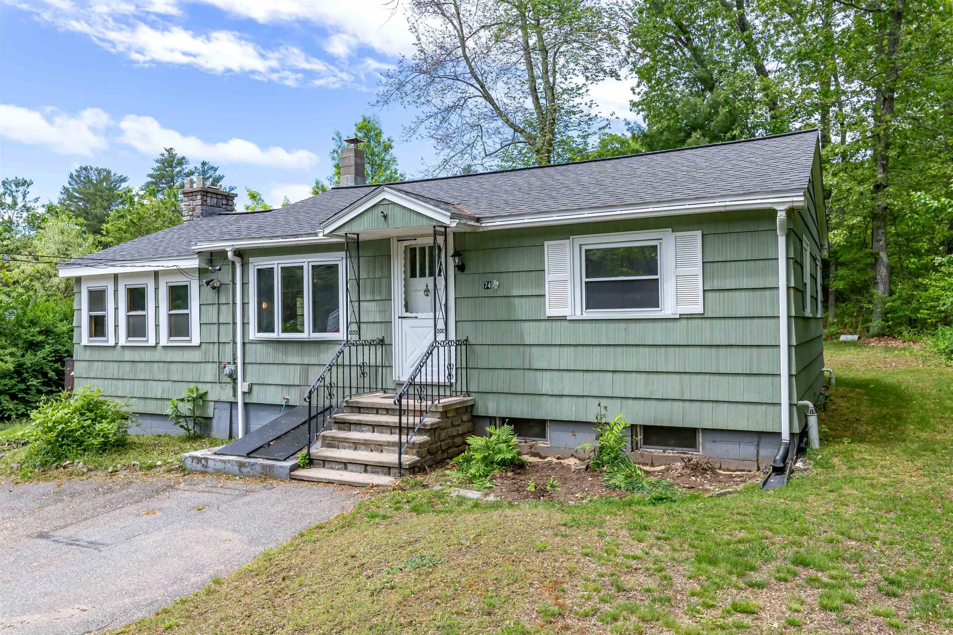 74 Webster Avenue Pelham NH 03076