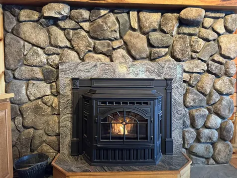 1411 Diamond Pond Road Stewartstown NH 03576