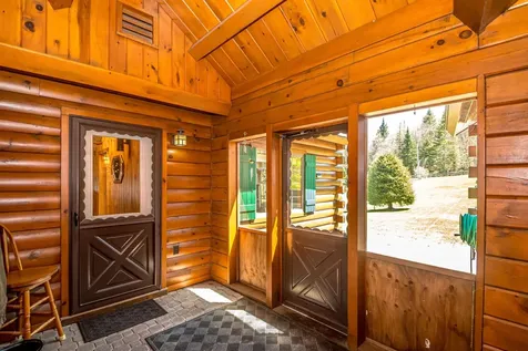 1411 Diamond Pond Road Stewartstown NH 03576