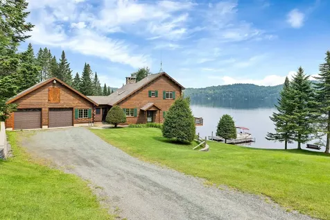 1411 Diamond Pond Road Stewartstown NH 03576