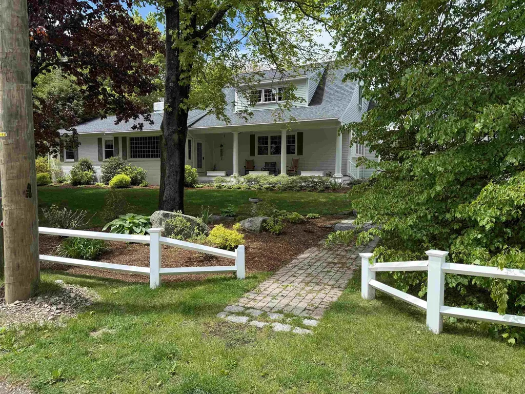 461 Brackett Road Rye NH 03870