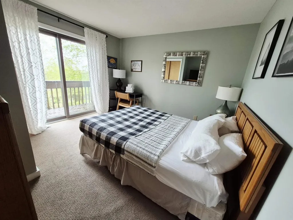 99 Upper Summit Road Warren VT 05674