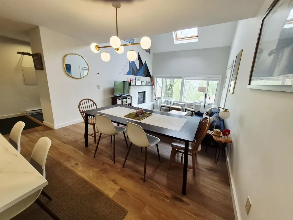 99 Upper Summit Road Warren VT 05674