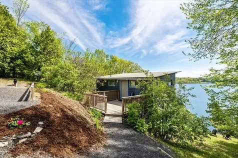 235 Pleasant View Drive North Hero VT 05474