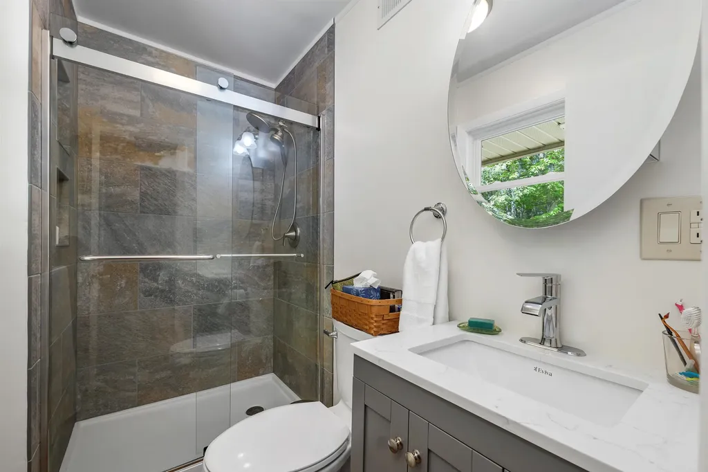 37 Port Wedeln Road Wolfeboro NH 03894