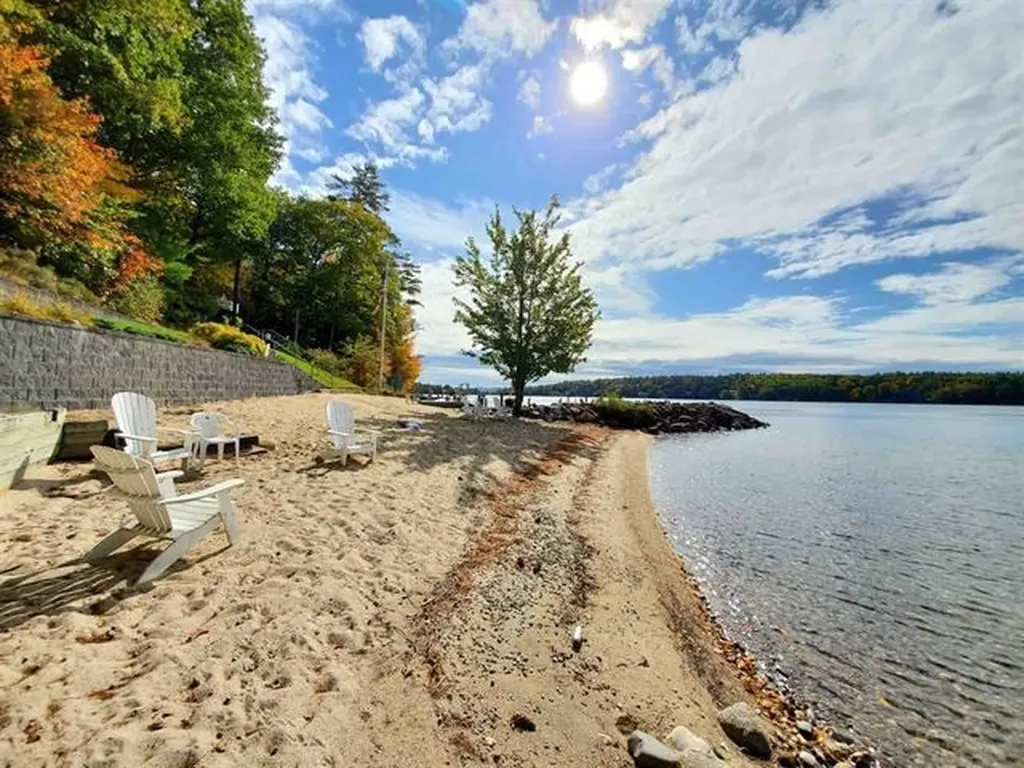 37 Port Wedeln Road Wolfeboro NH 03894