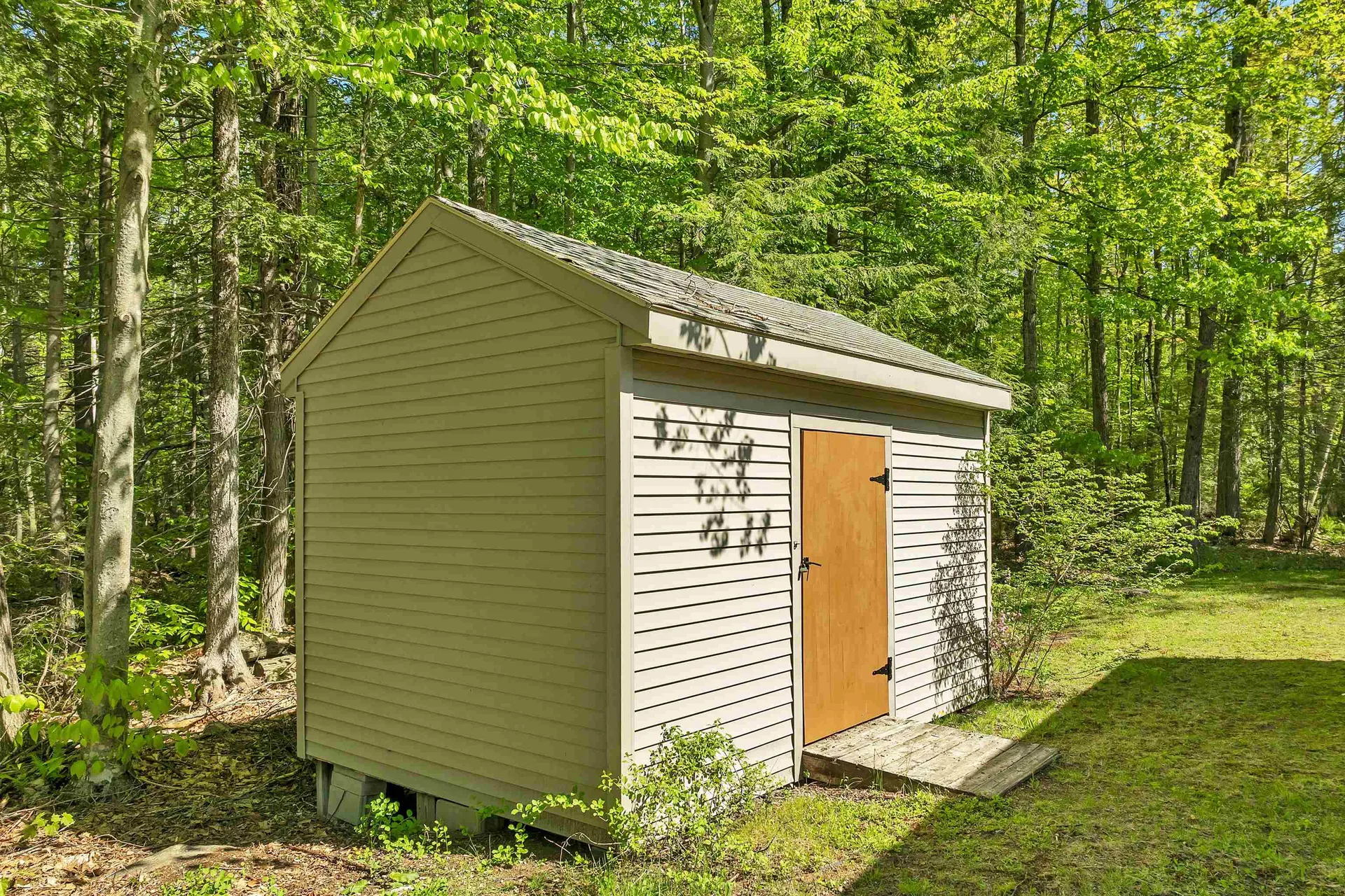 37 Port Wedeln Road Wolfeboro NH 03894