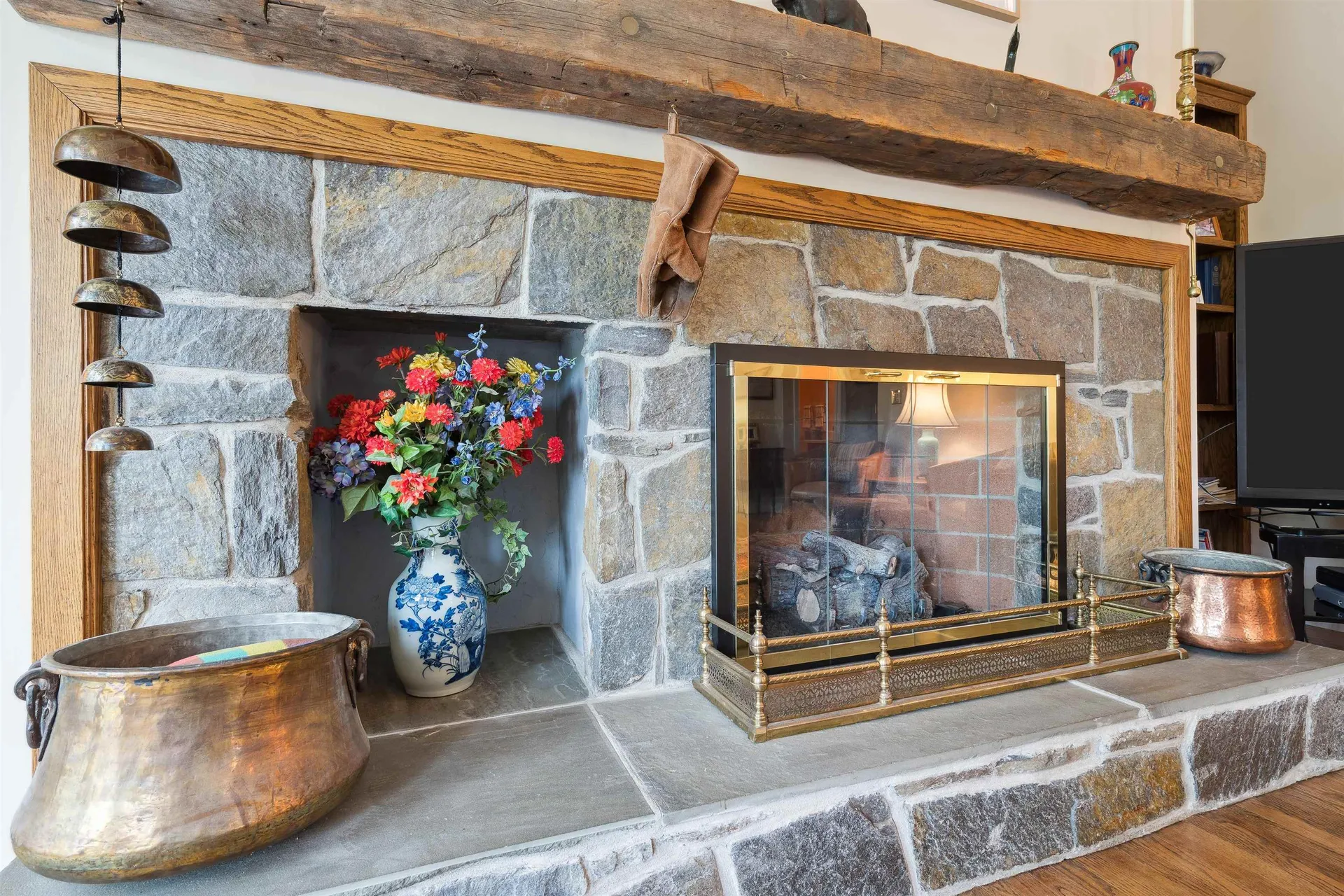 126 Primrose Lane Hartford VT 05059