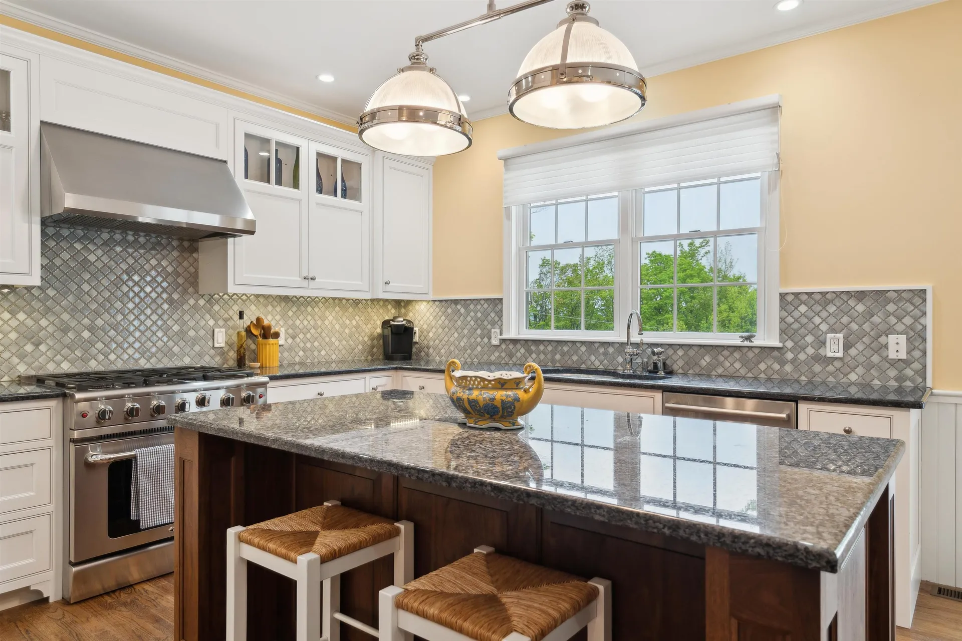 126 Primrose Lane Hartford VT 05059