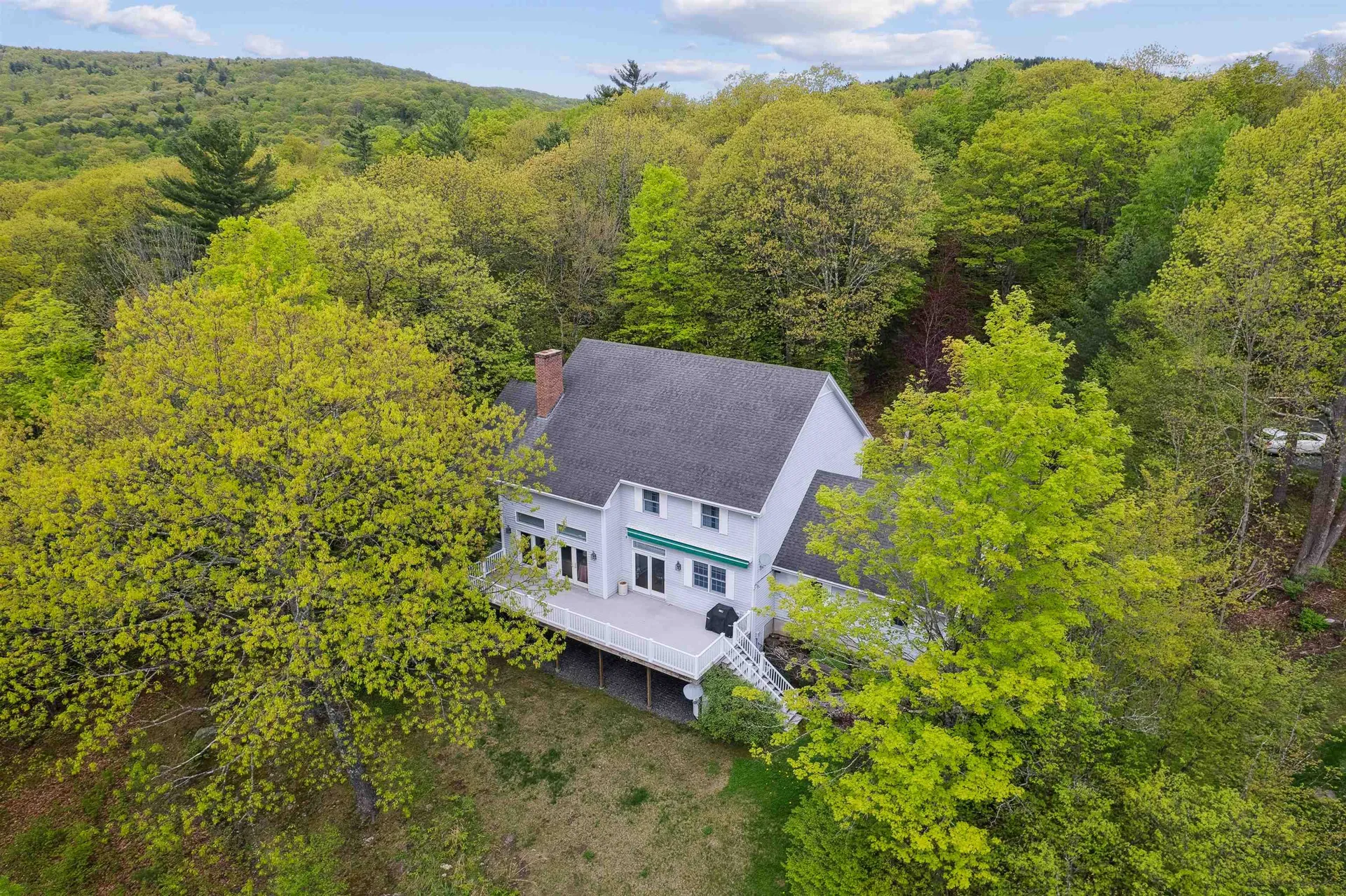 126 Primrose Lane Hartford VT 05059