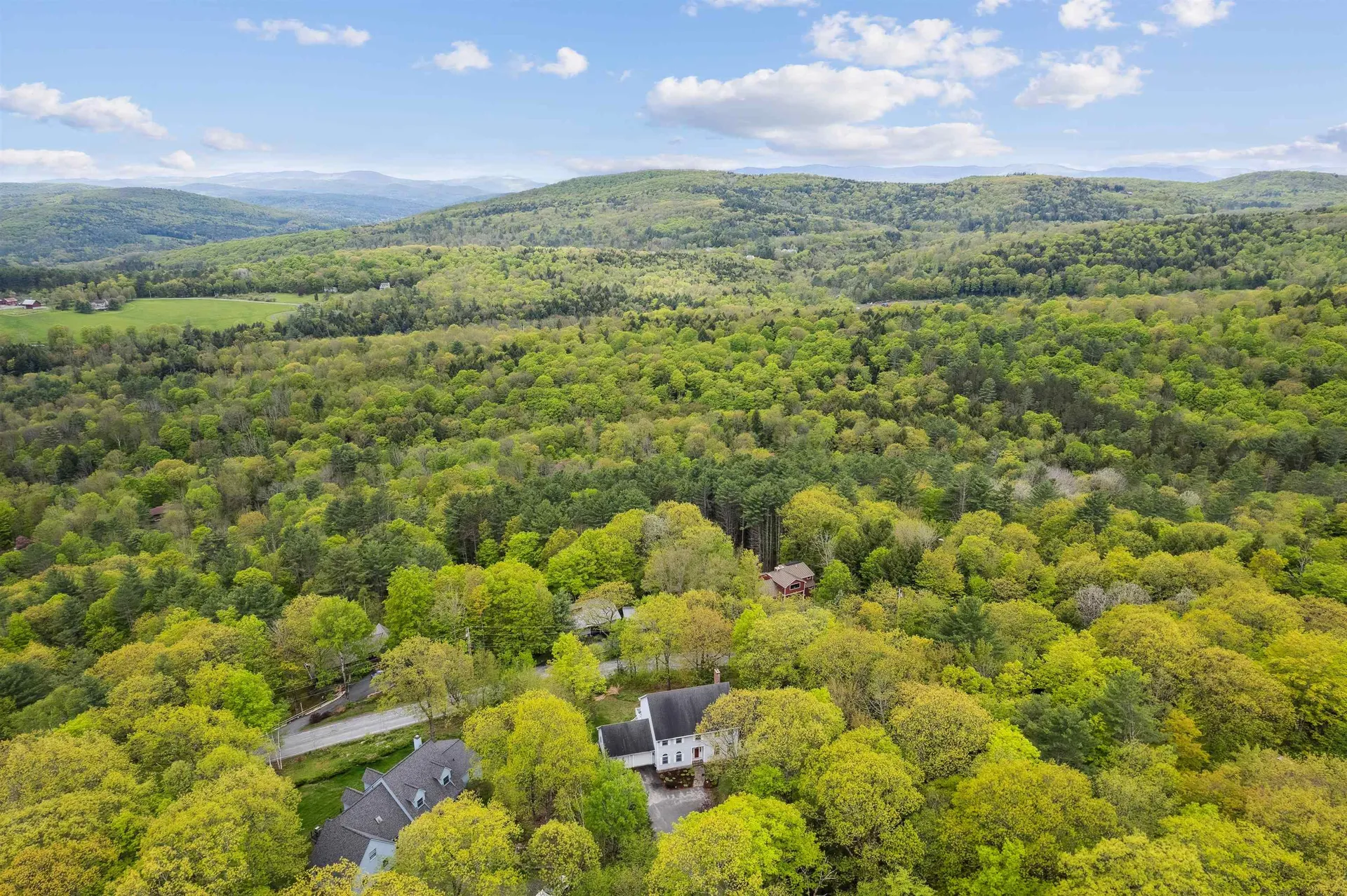 126 Primrose Lane Hartford VT 05059