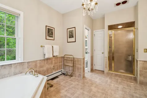 126 Primrose Lane Hartford VT 05047