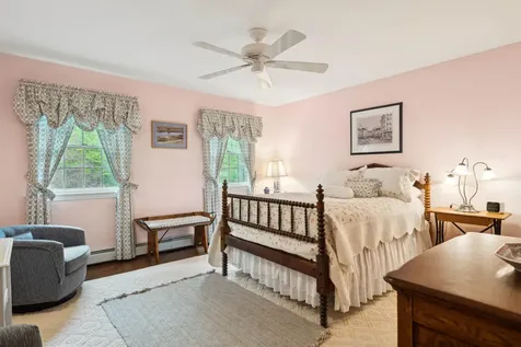 126 Primrose Lane Hartford VT 05047