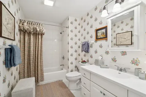 126 Primrose Lane Hartford VT 05059