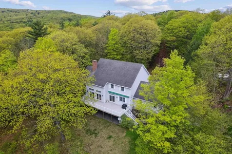 126 Primrose Lane Hartford VT 05059