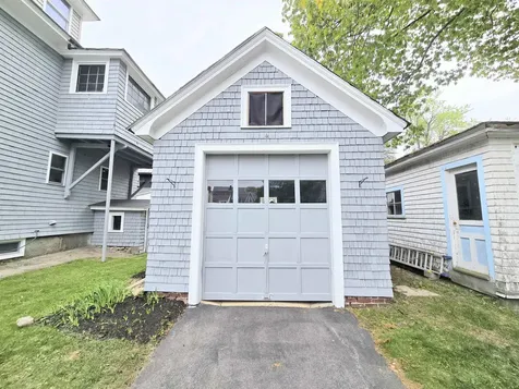 337 Prospect Street Manchester NH 03104