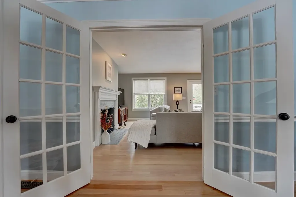 155 Middle Road Brentwood NH 03833