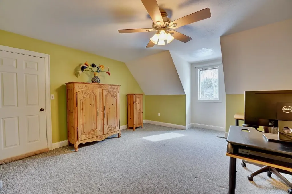 155 Middle Road Brentwood NH 03833