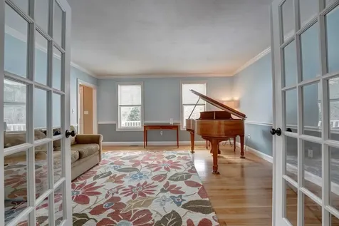 155 Middle Road Brentwood NH 03833