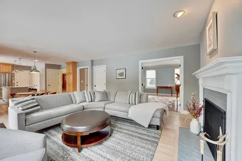 155 Middle Road Brentwood NH 03833