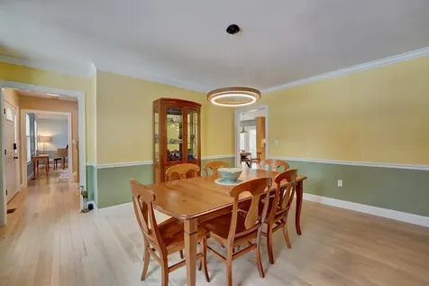 155 Middle Road Brentwood NH 03833