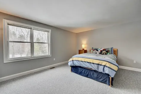 155 Middle Road Brentwood NH 03833