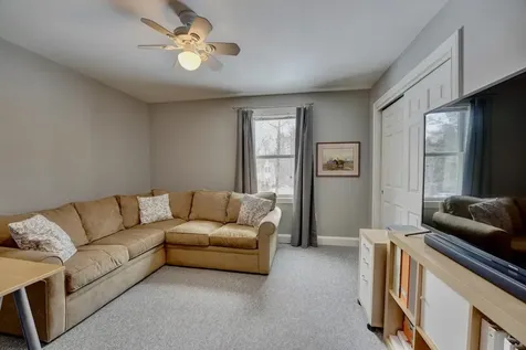 155 Middle Road Brentwood NH 03833