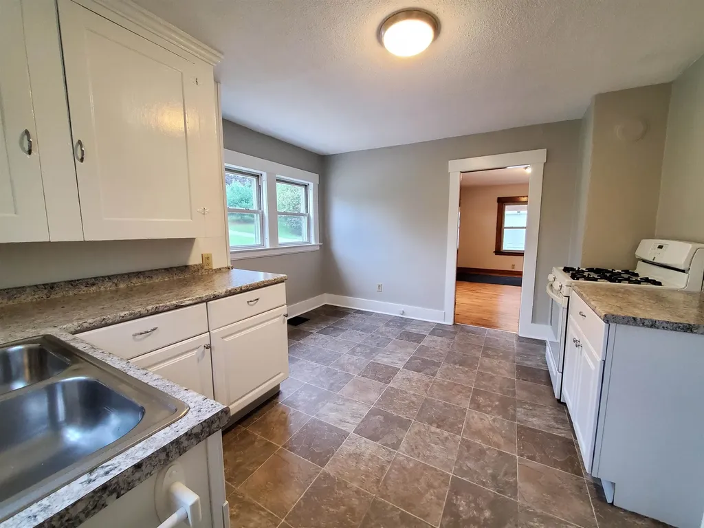 158 Costa Avenue St. Johnsbury VT 05819